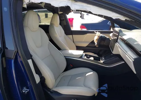 2022 Tesla Model X Plaid Tri Motor All-Wheel Drive from USA, damaged, VIN 7SAXCBE66NF358312